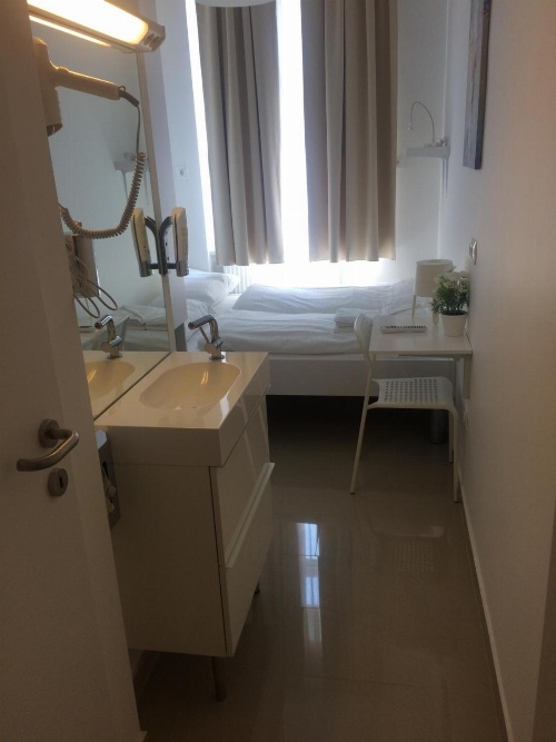 CH-Vienna City Rooms image 4